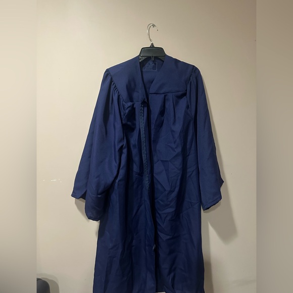 Navy Blue Graduation Gown and Cap Set - Picture 2 of 6